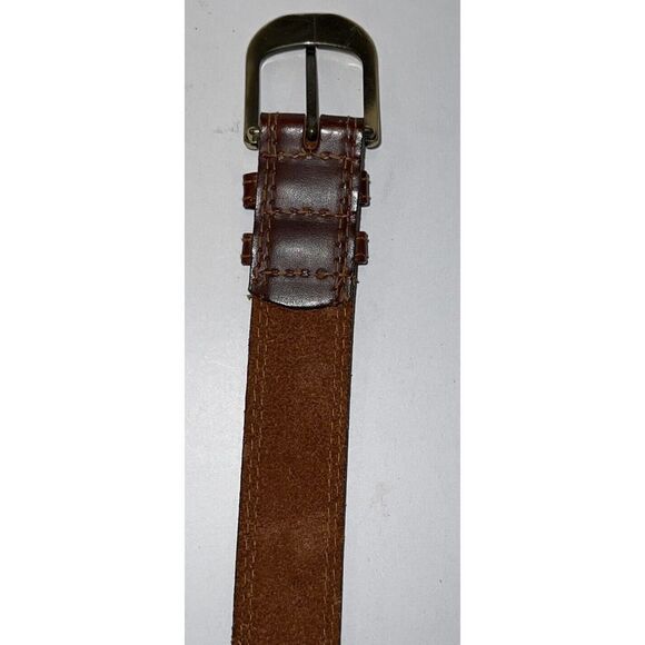 Leather Belt With Brass Buckle - Picture 5 of 9